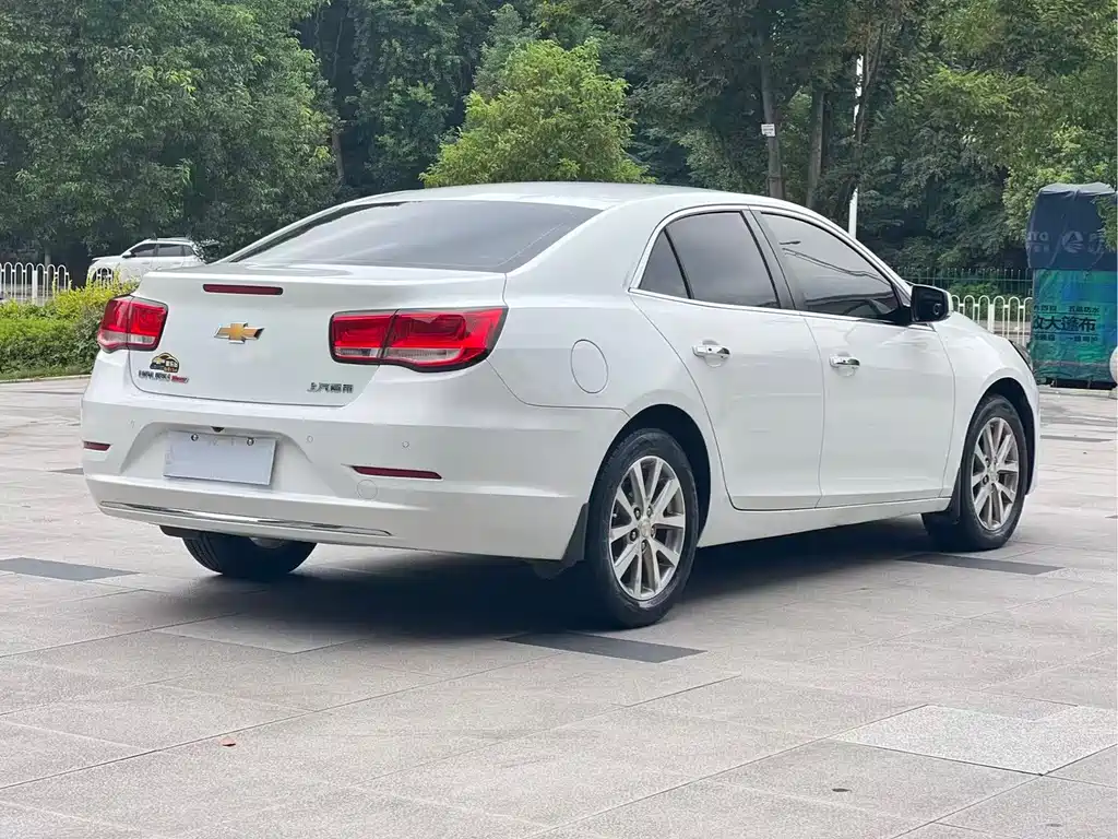 Chevrolet Malibu — миниатюра 4