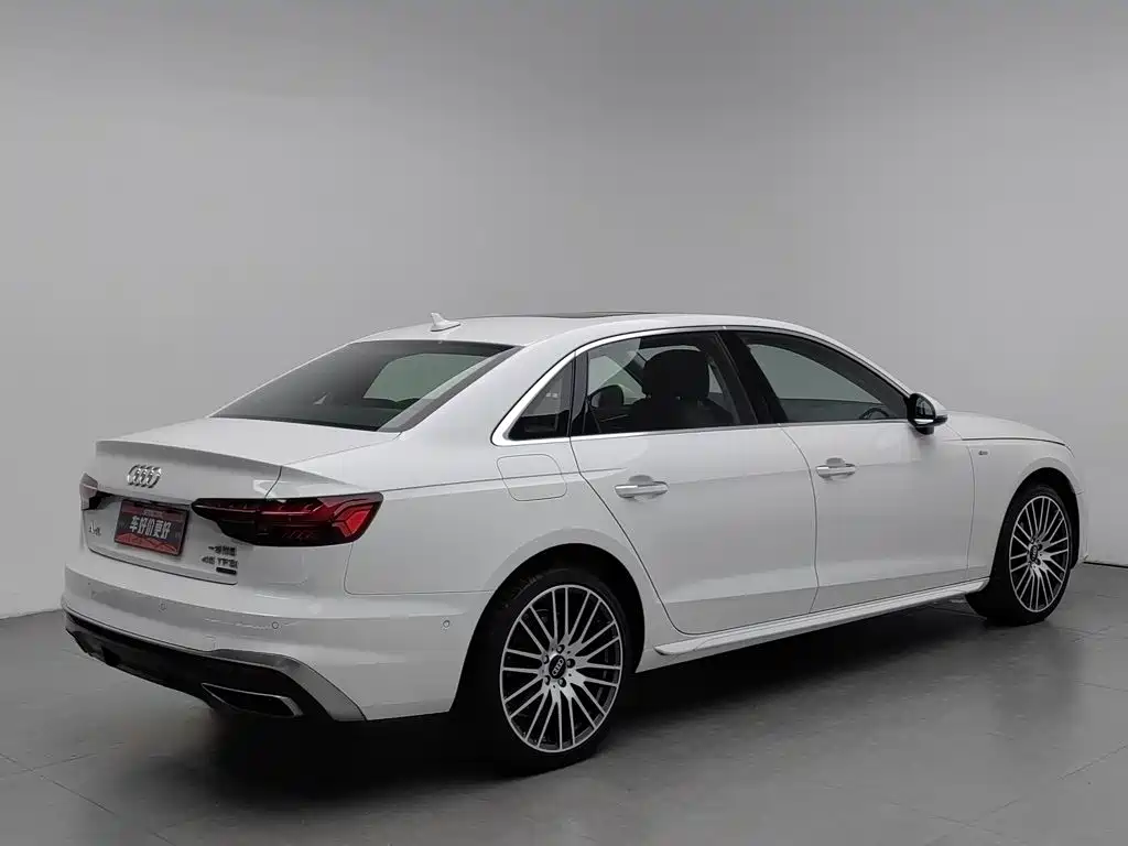 Audi A4L — миниатюра 2