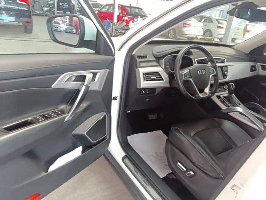 Geely Boyue — миниатюра 16