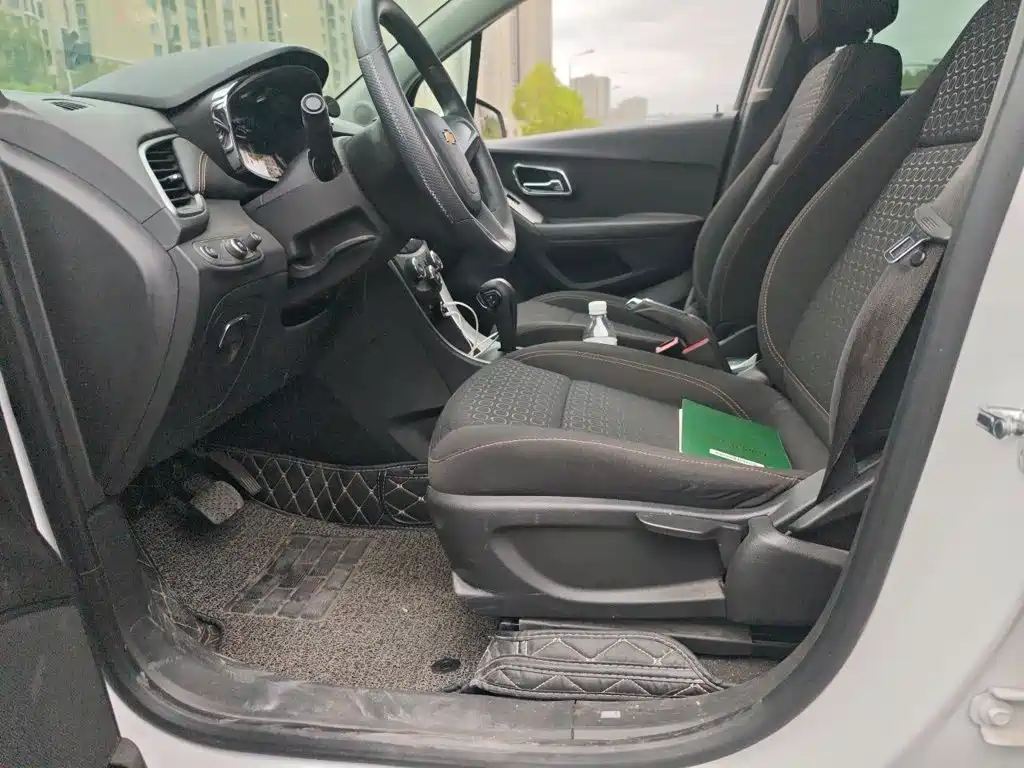 Chevrolet Trax — миниатюра 16