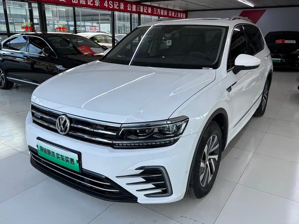 Volkswagen Tiguan L PHEV