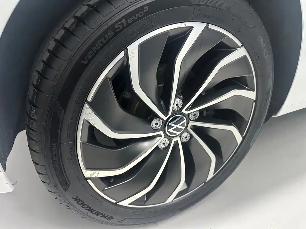 Volkswagen Golf — миниатюра 9