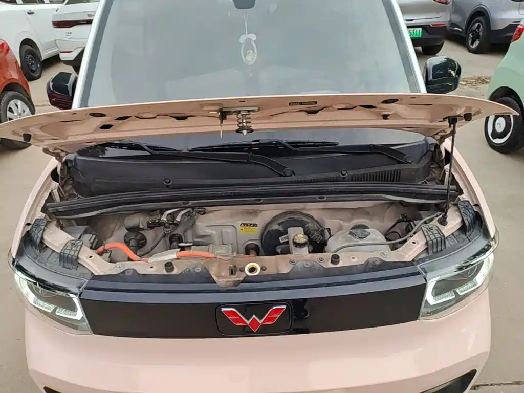 Wuling MINIEV — миниатюра 20