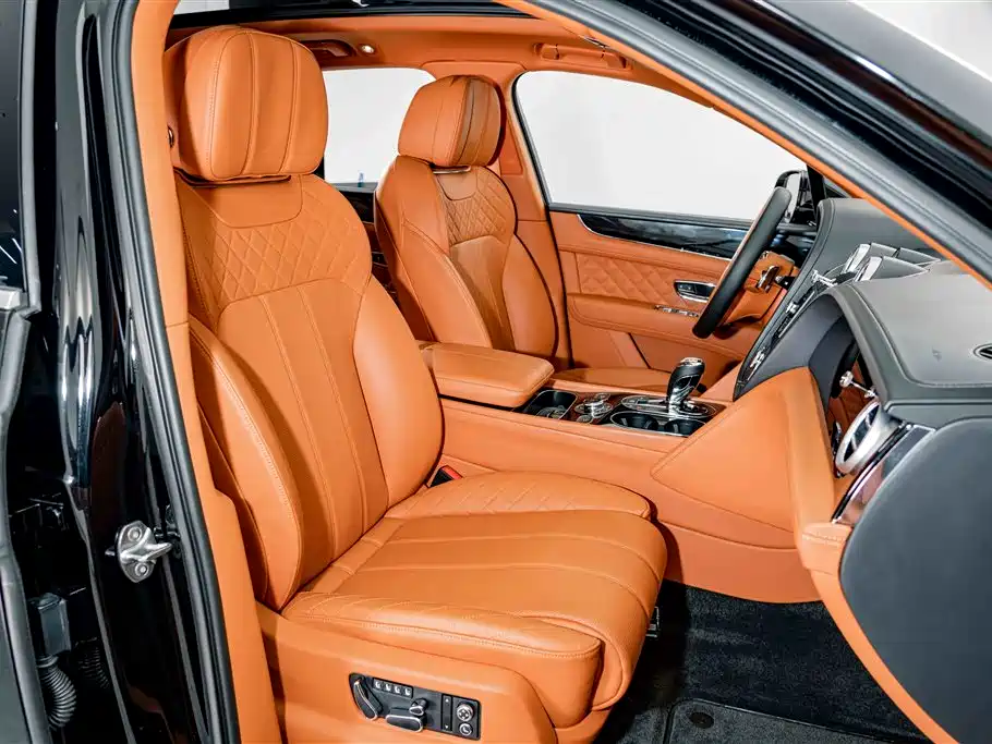 Bentley Bentayga — миниатюра 20