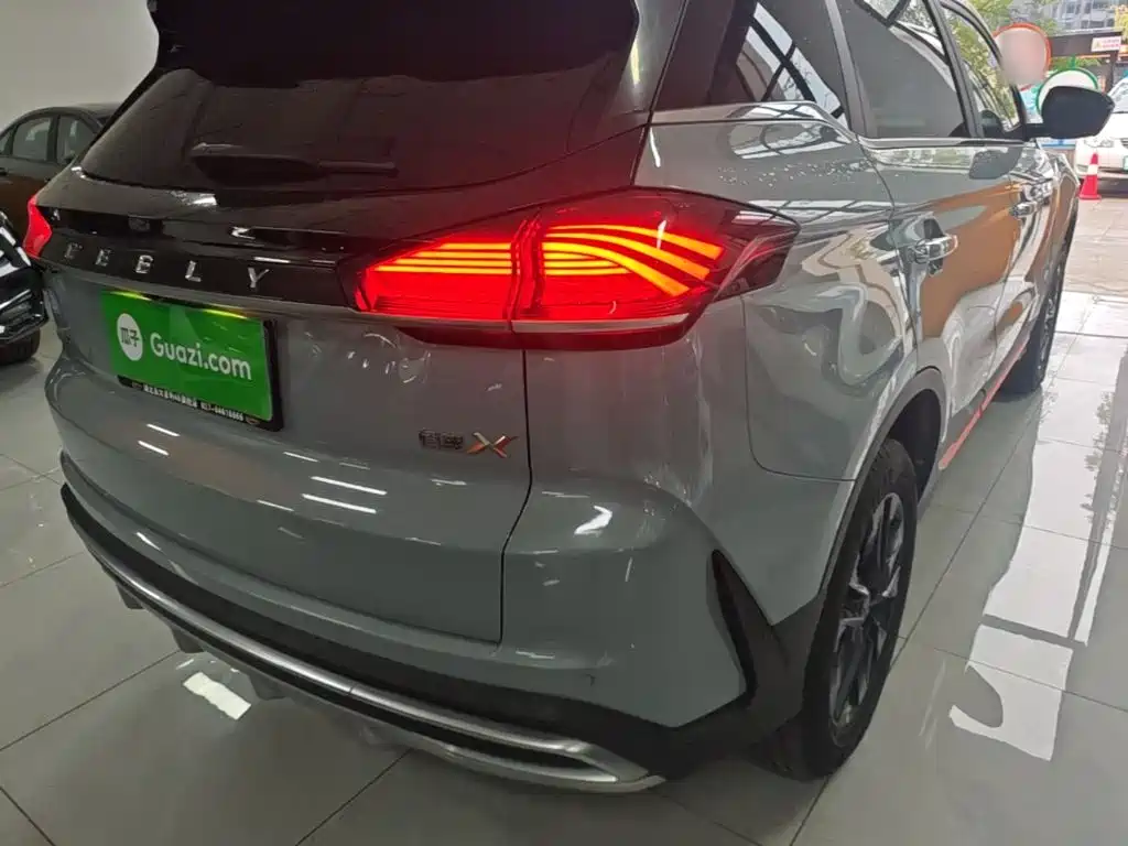 Geely Boyue — миниатюра 8