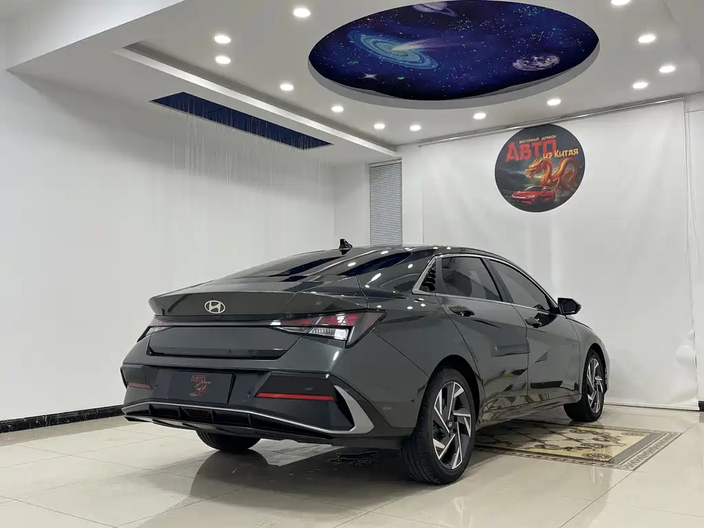 Hyundai Elantra — миниатюра 19
