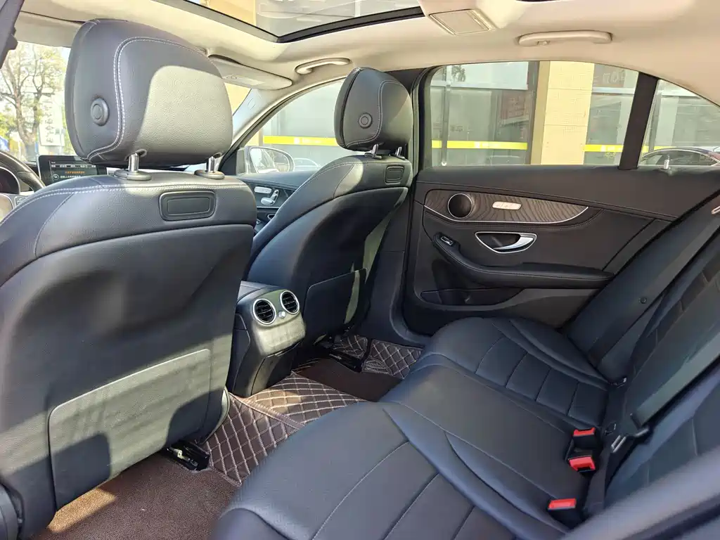 MERCEDES-BENZ C CLASS