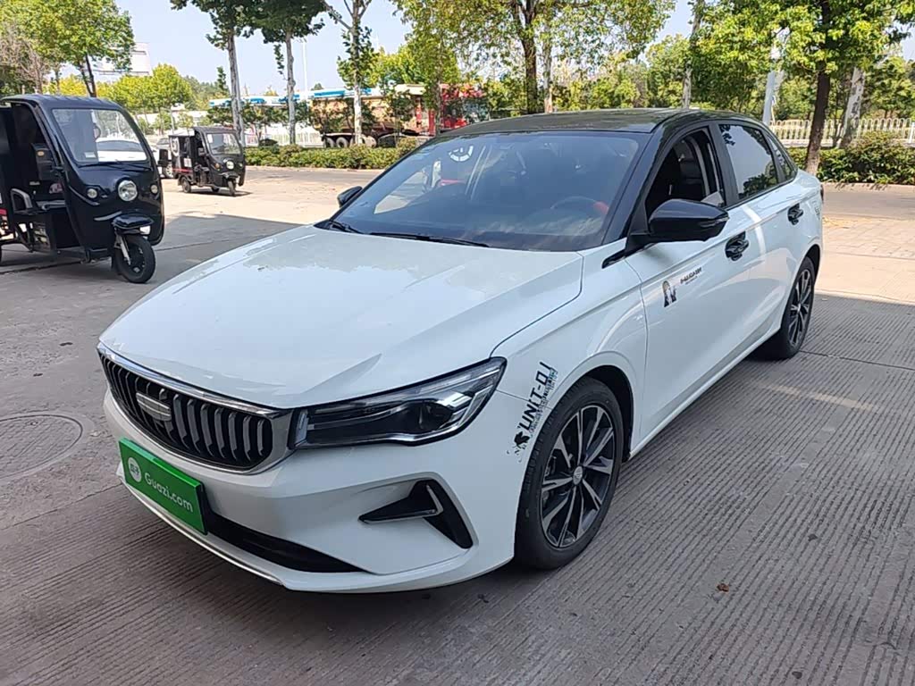 Geely Emgrand 1.5 л 2024 г. Белый, пробег 6700 км