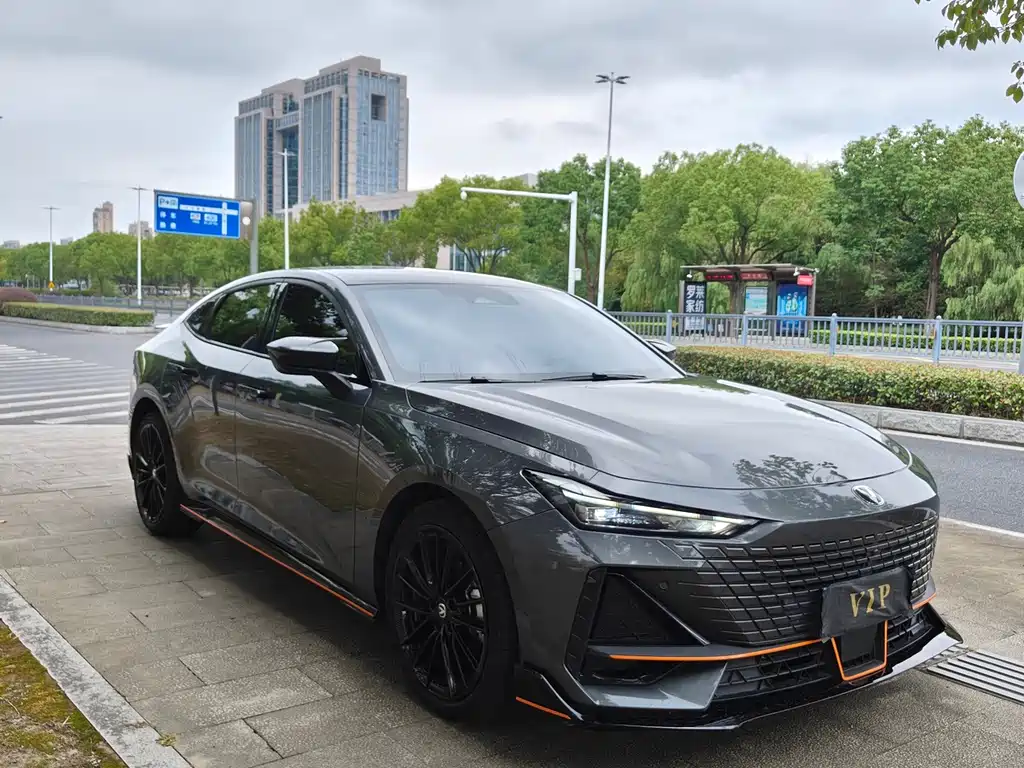 Changan UNI-V — миниатюра 3