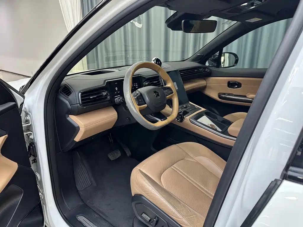 NIO ES6 — миниатюра 5