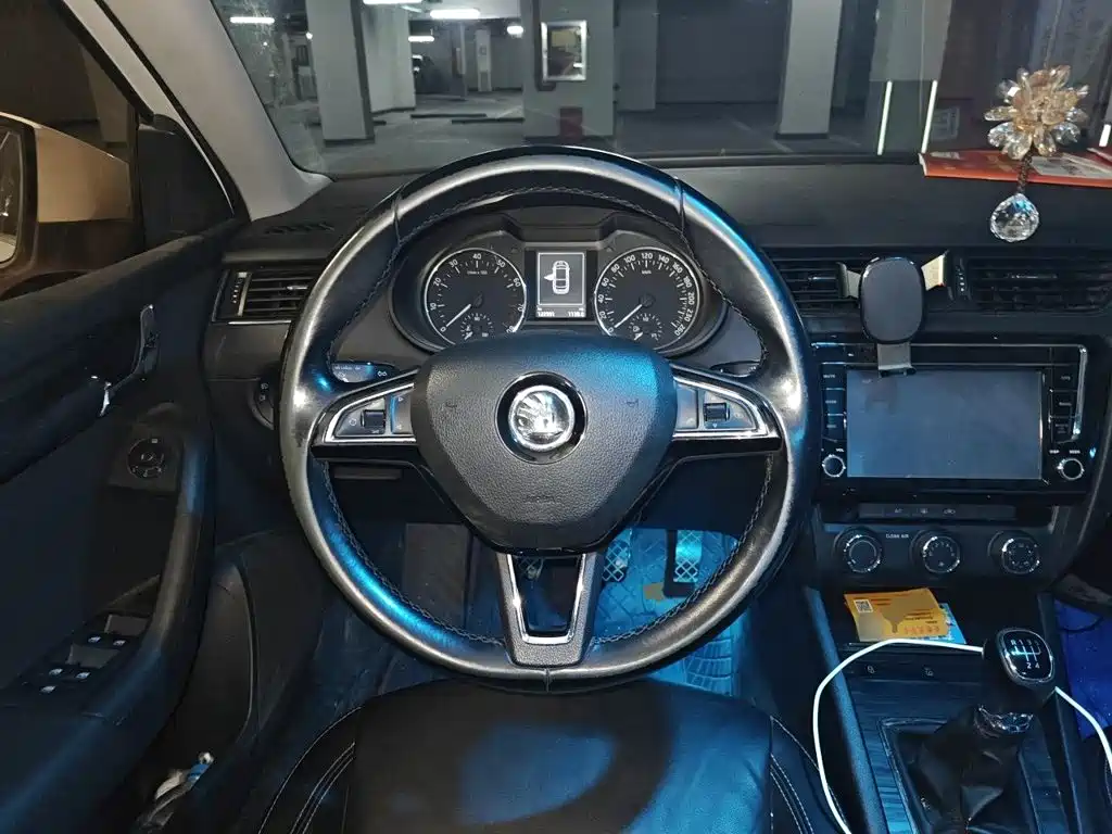 Skoda Octavia — миниатюра 11