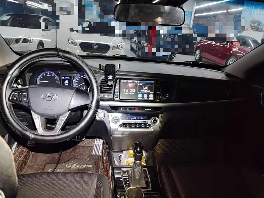 Hyundai Mistra — миниатюра 10