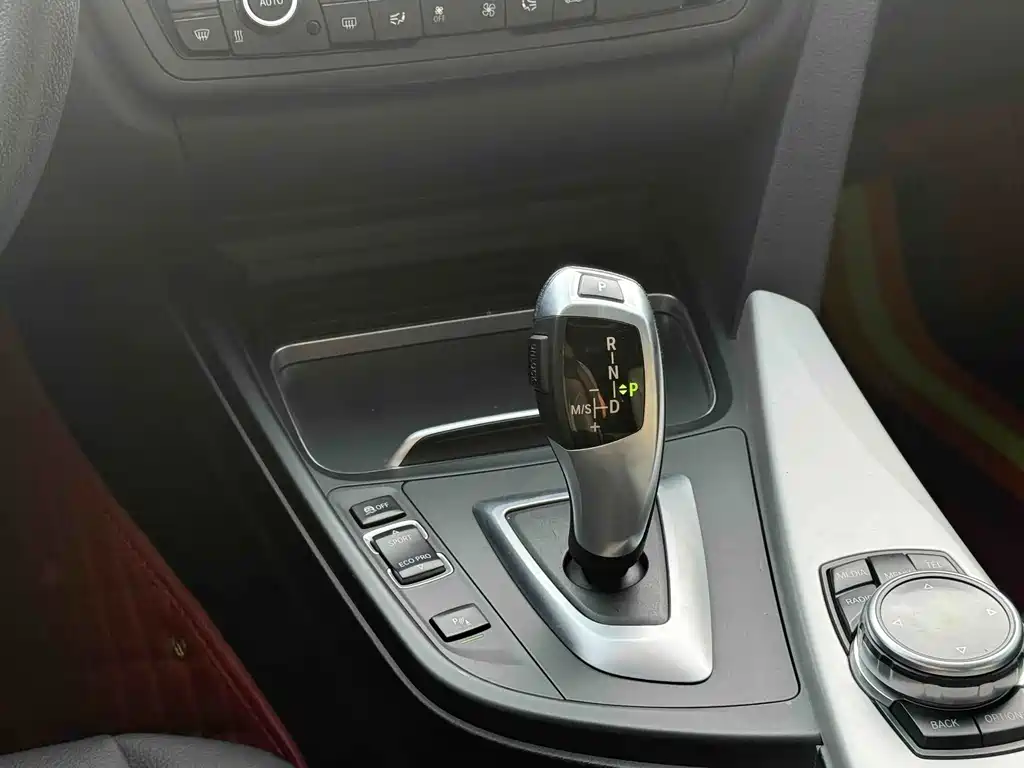 BMW 3 Series GT — миниатюра 13