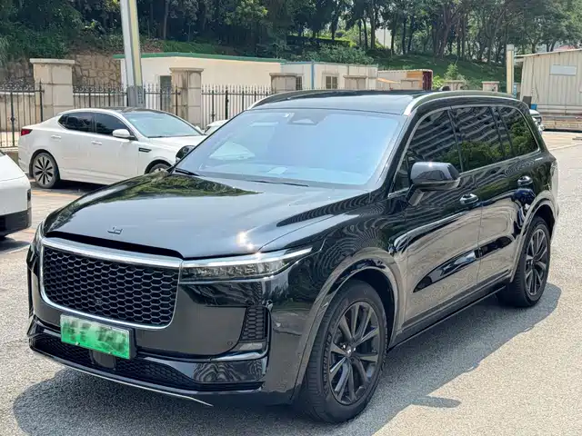 Li Auto ONE