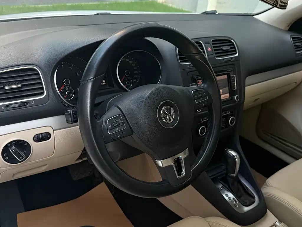 Volkswagen Golf — миниатюра 5