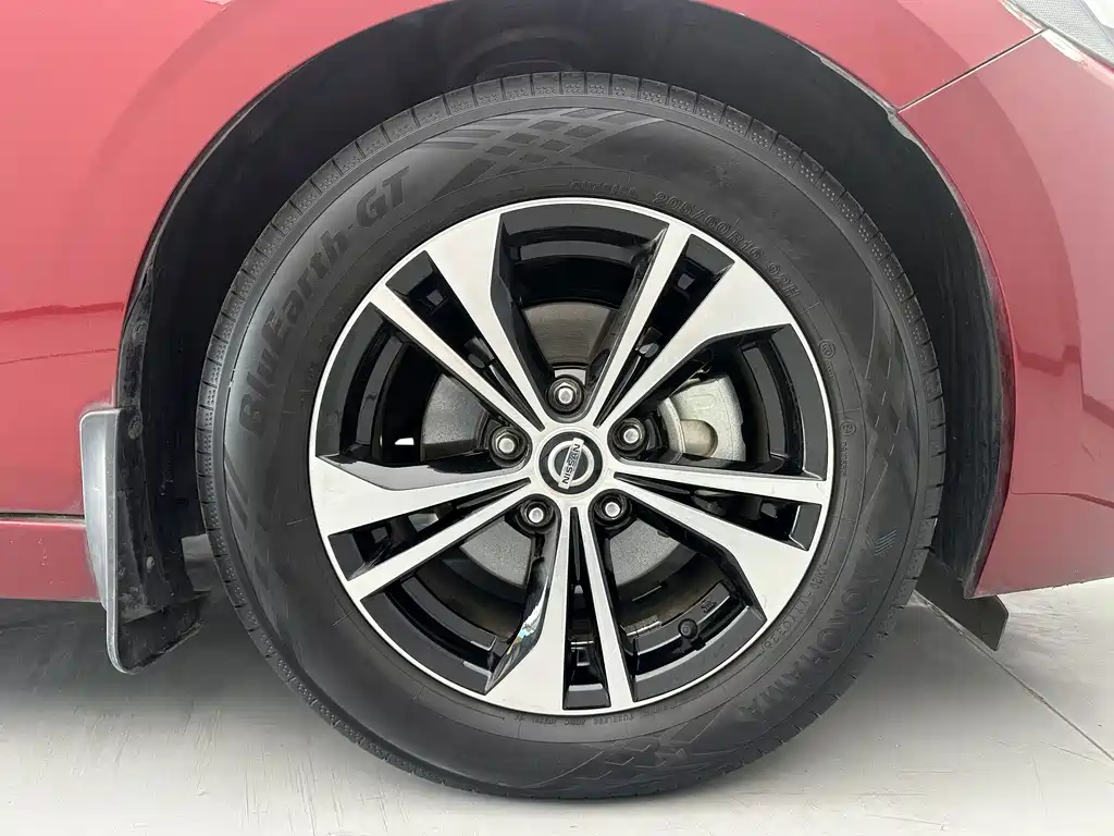 Nissan Sylphy — миниатюра 9