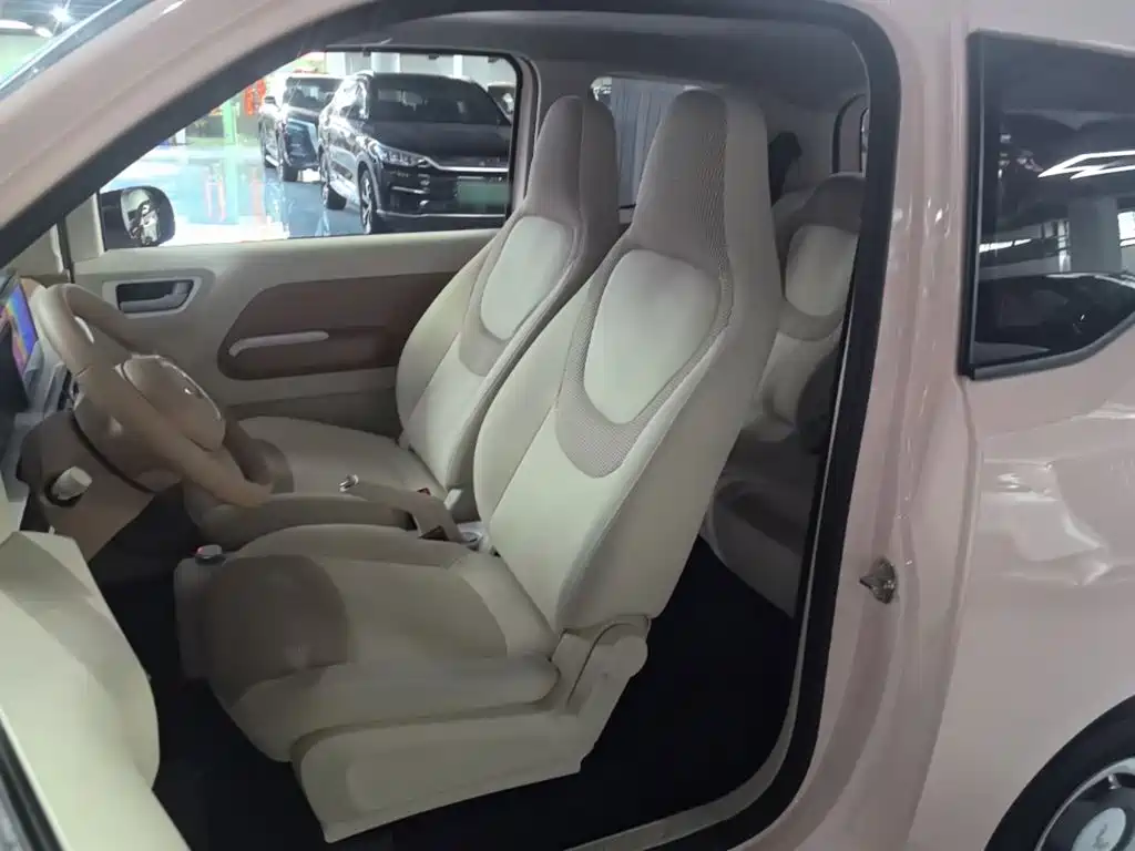 Wuling MINIEV — миниатюра 15