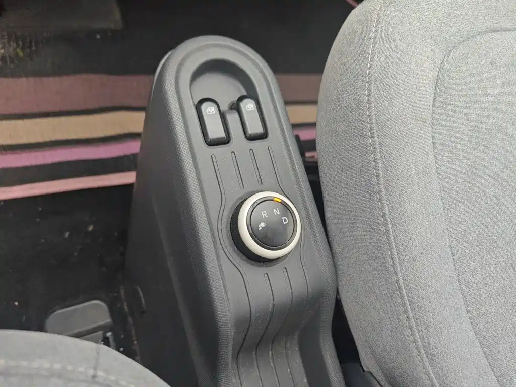 Wuling MINIEV — миниатюра 10