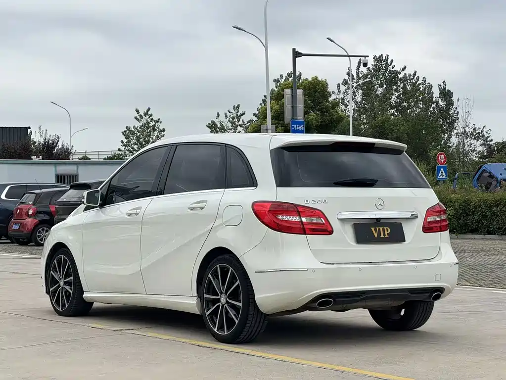 Mercedes-Benz B-Class — миниатюра 8