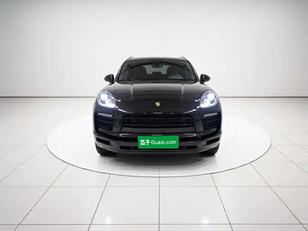 Porsche Macan — миниатюра 2