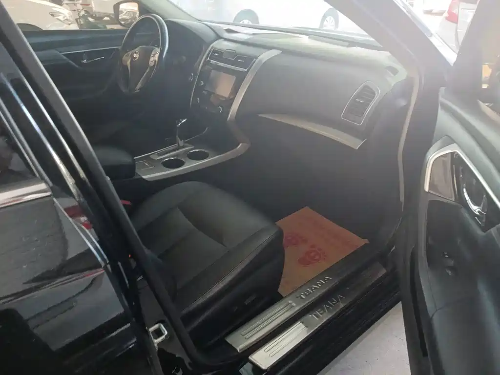 Nissan Teana — миниатюра 8