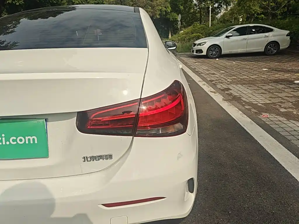 Mercedes-Benz A-Class — миниатюра 8