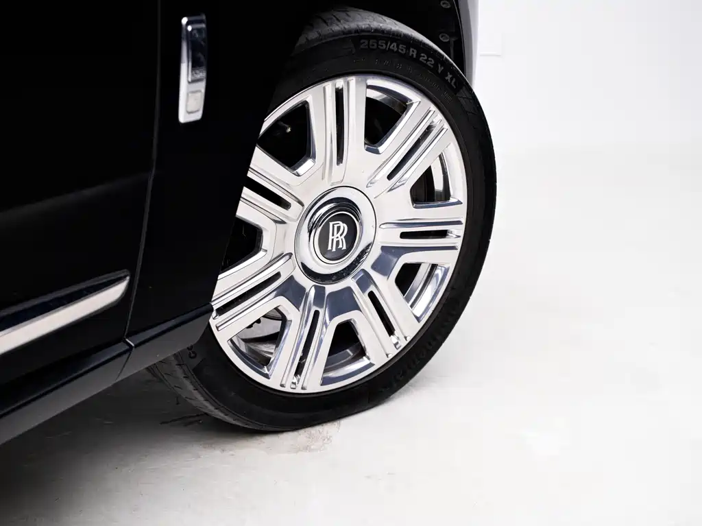 ROLLS-ROYCE CULLINAN