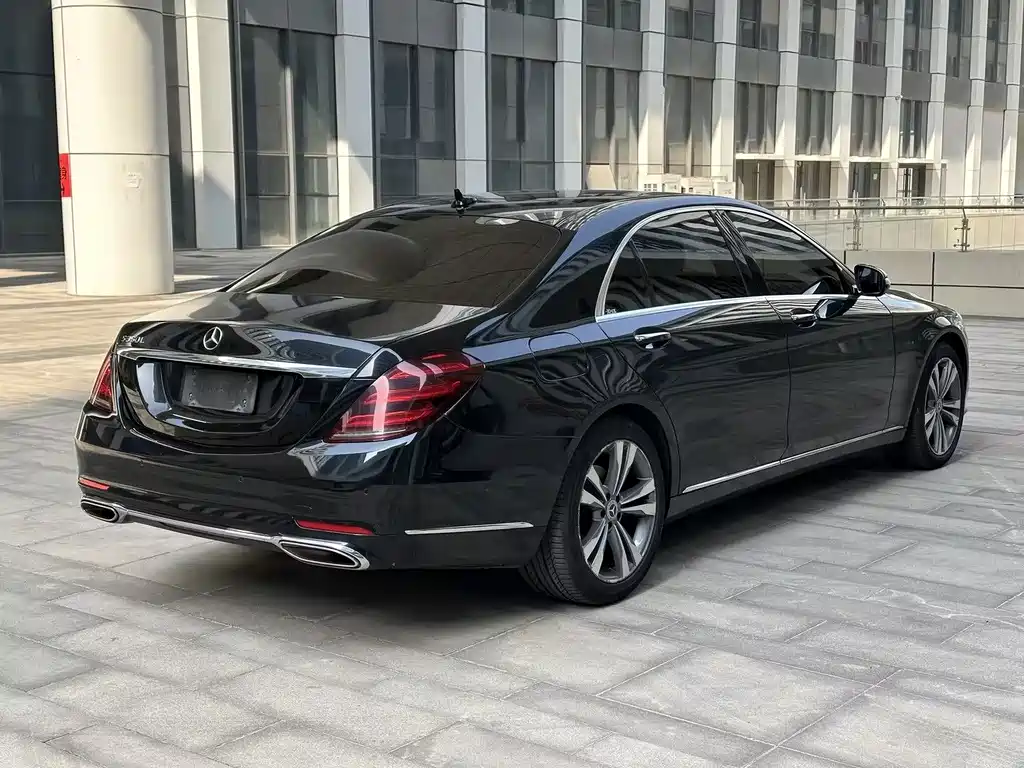 MERCEDES-BENZ S CLASS