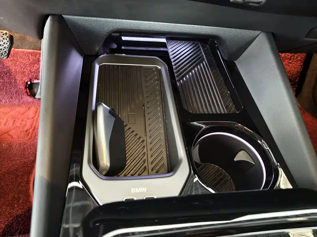 BMW 5 Series — миниатюра 15