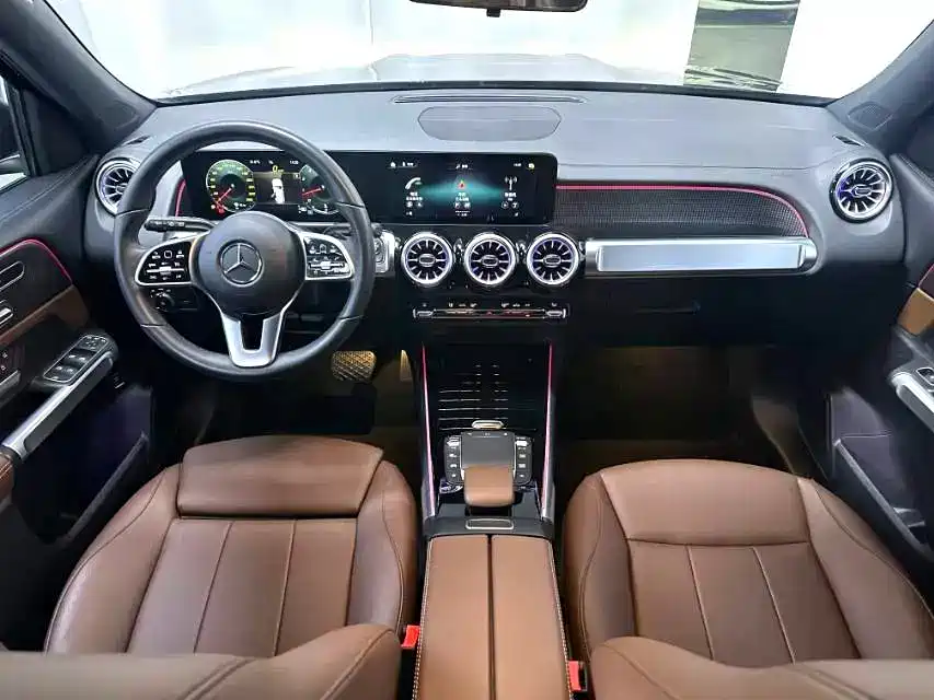 Mercedes-Benz GLB — миниатюра 3