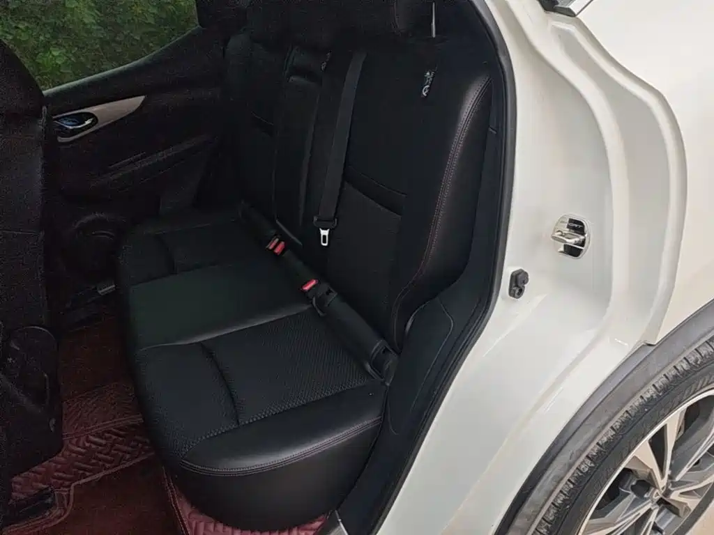 Nissan Qashqai — миниатюра 17
