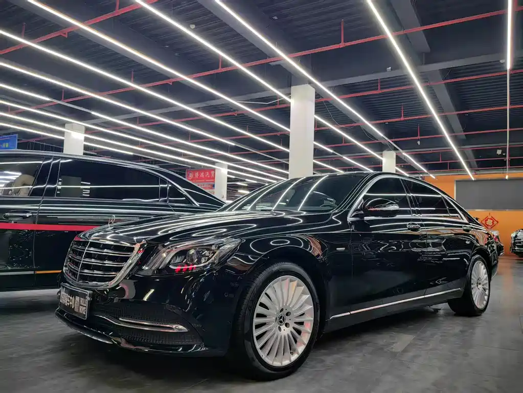 Mercedes-Benz S-Class 2020