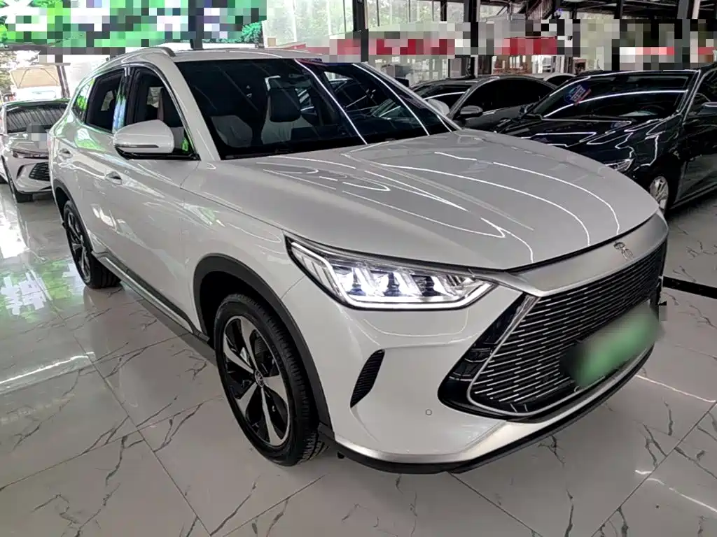 BYD PLUS New Energy — миниатюра 4