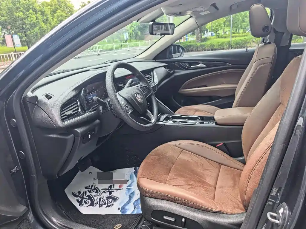 Buick Regal — миниатюра 9