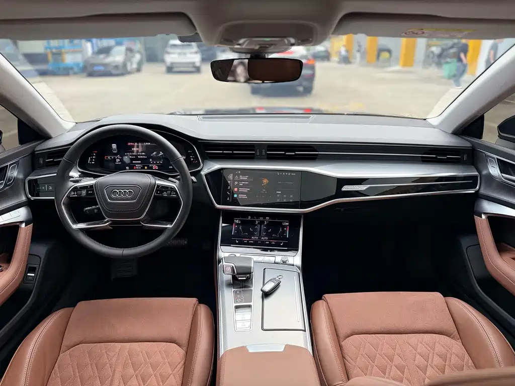 Audi A7L — миниатюра 5
