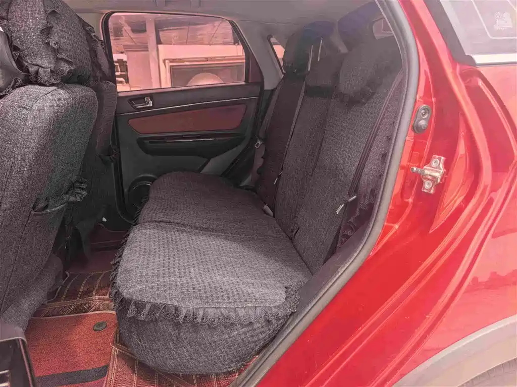 BAIC New Energy EX — миниатюра 7