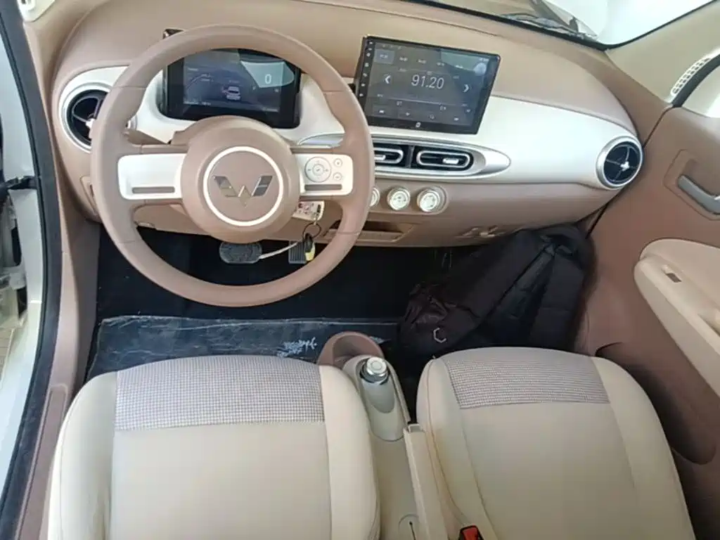 Wuling MINIEV — миниатюра 10