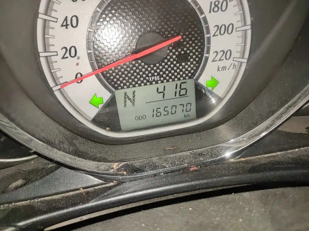 Toyota Yaris L — миниатюра 5