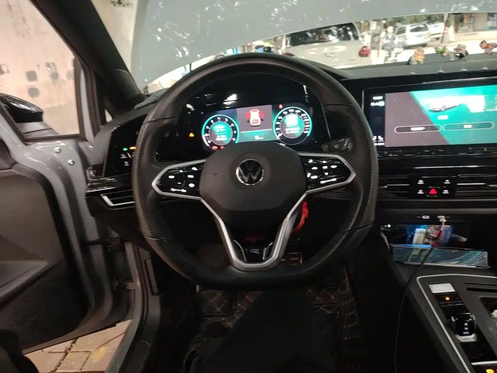 Volkswagen Golf — миниатюра 6