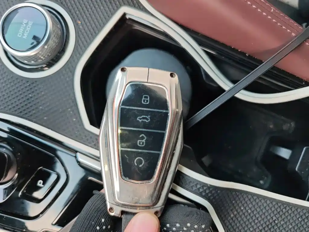 Geely Xingyue L — миниатюра 9