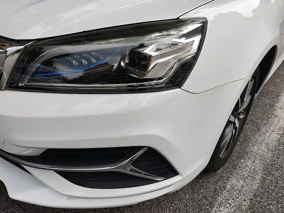 Geely Emgrand — миниатюра 5