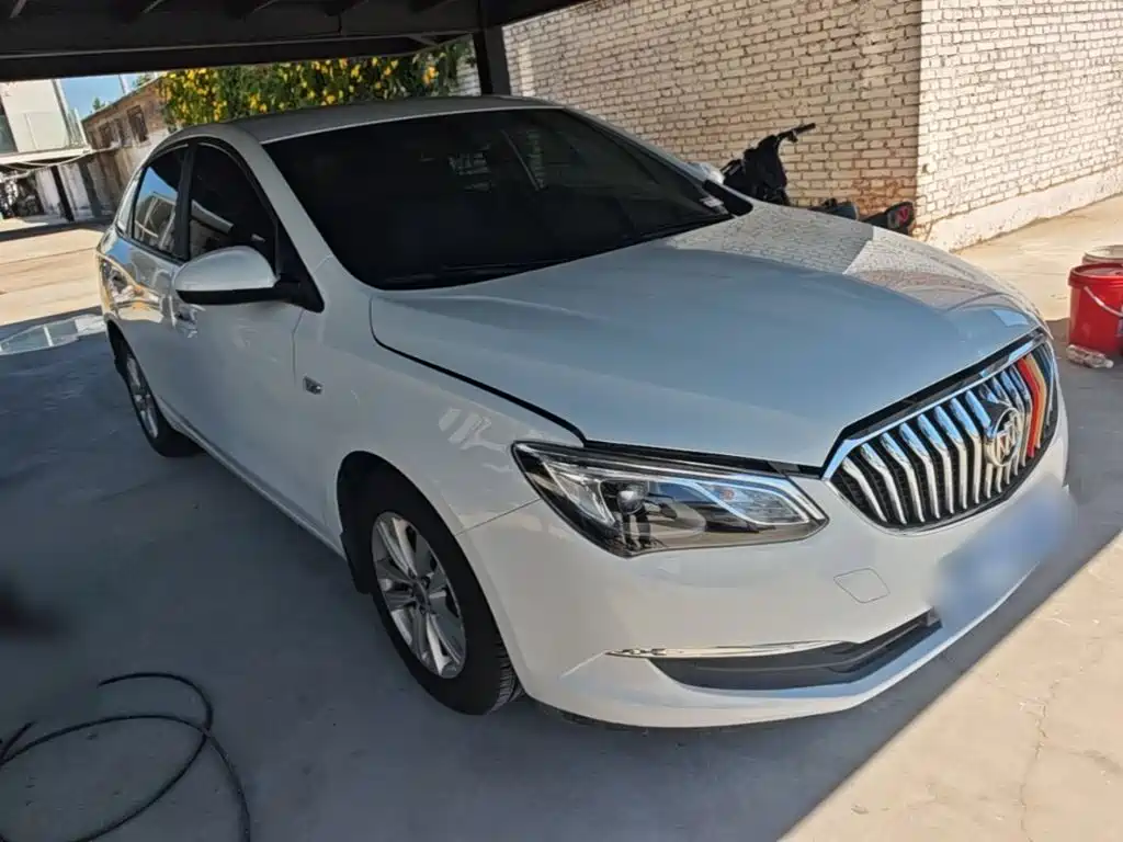 Buick Excelle — миниатюра 4