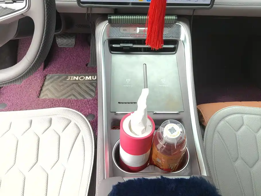 Roewe M7 DMH — миниатюра 16