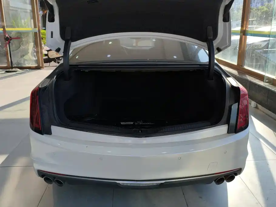 Cadillac CT6 — миниатюра 4