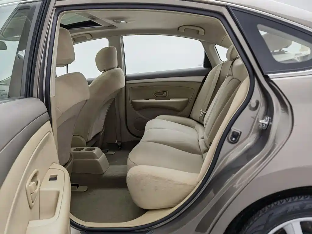 Nissan Sylphy — миниатюра 15