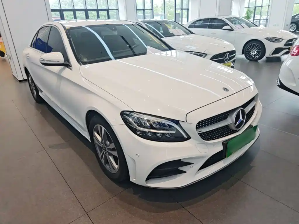 Mercedes-Benz C-Class — миниатюра 4