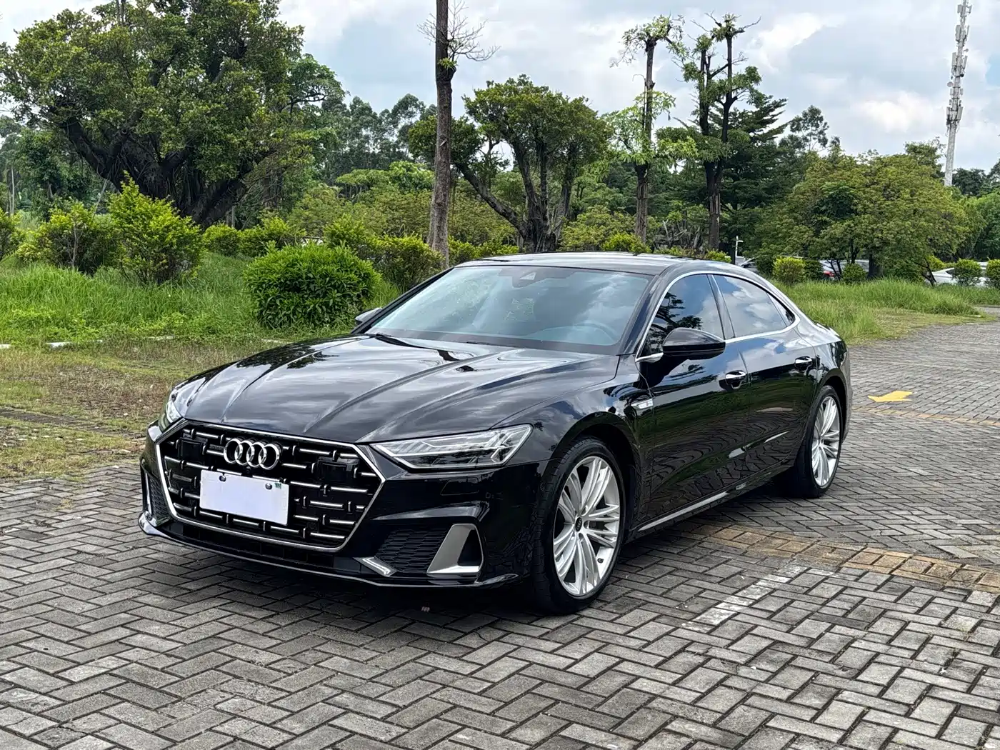 奥迪A7L 2024款 45 TFSI quattro 奢享型 2025