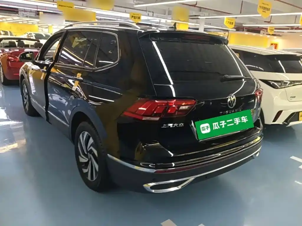 Volkswagen Tiguan L — миниатюра 5