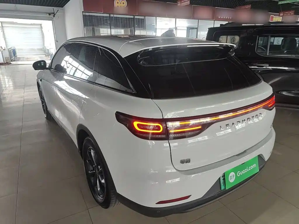 Leapmotor Leapmotor C11 — миниатюра 5