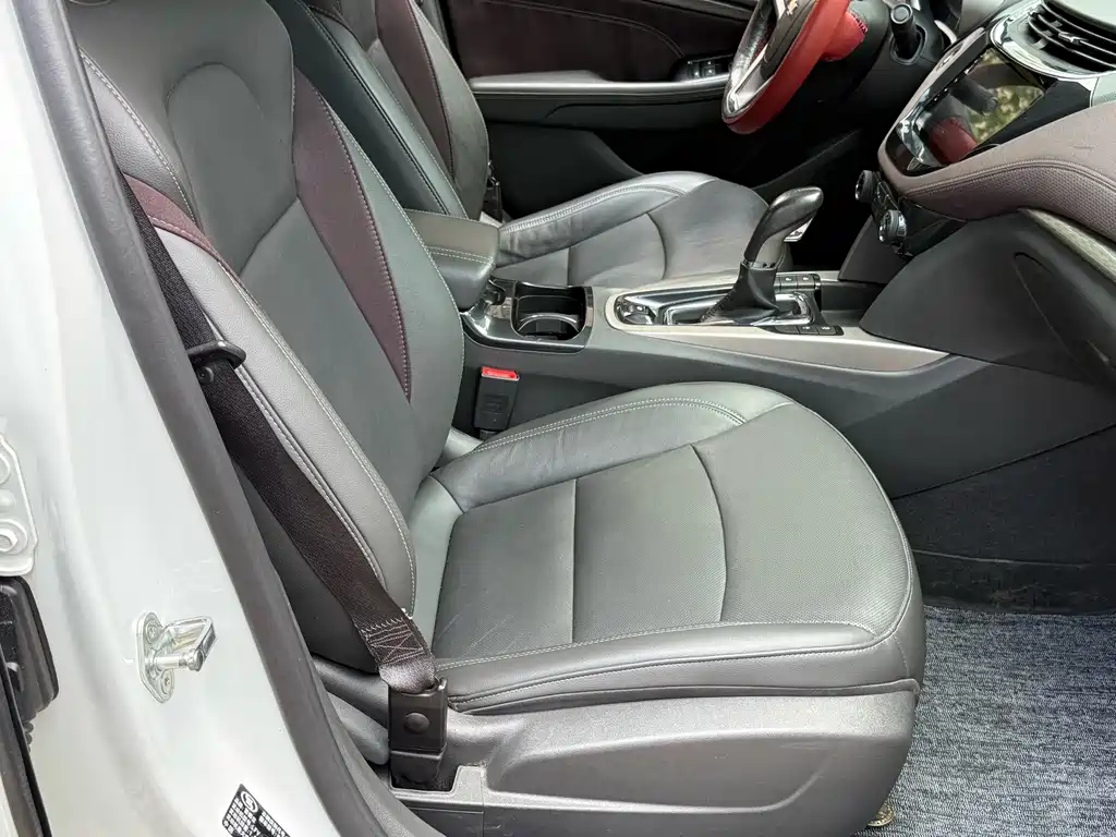 Chevrolet Malibu — миниатюра 8